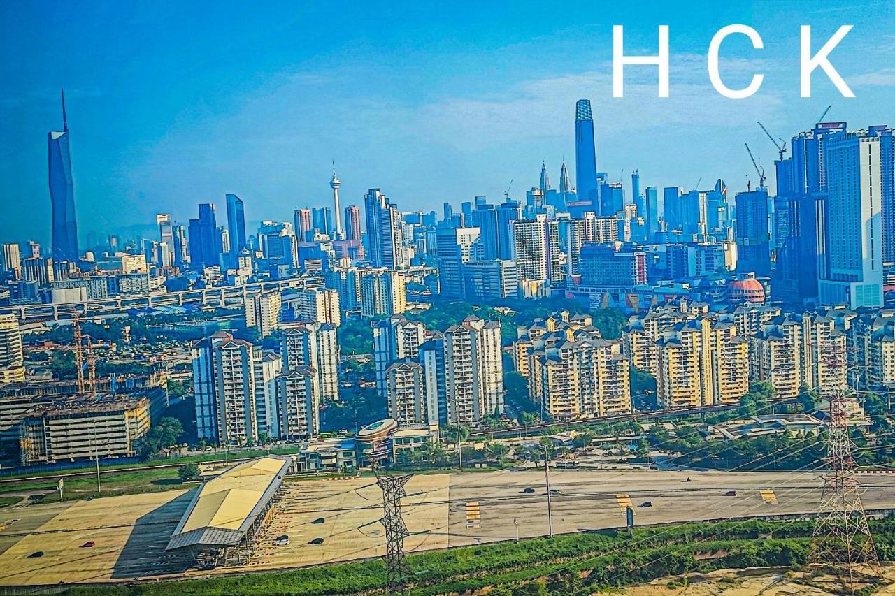 Gigantic Kl View At M-vertica By Hck