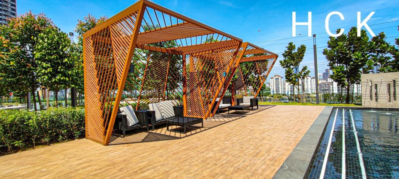 Apartment Gigantic Kl View At M-vertica By Hck